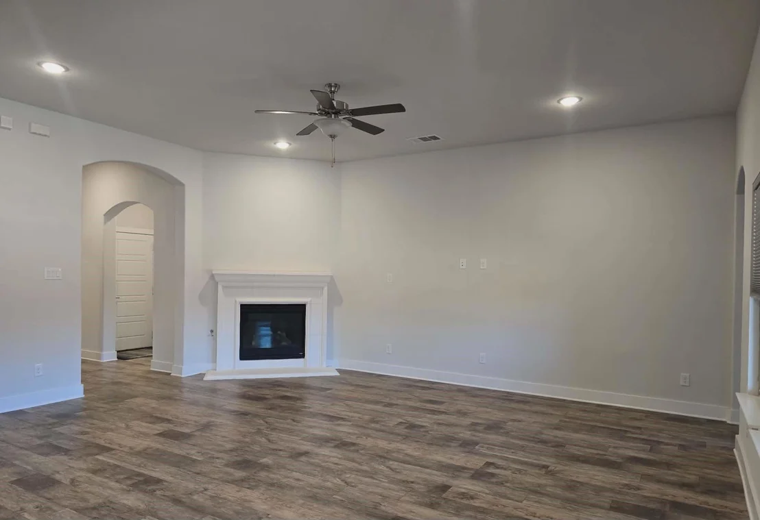 Photo of 126 Creekside Drive