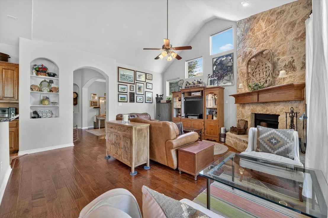 Photo of 759 Peach Lane