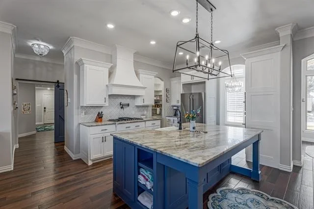 Photo of 2615 Harborside Drive