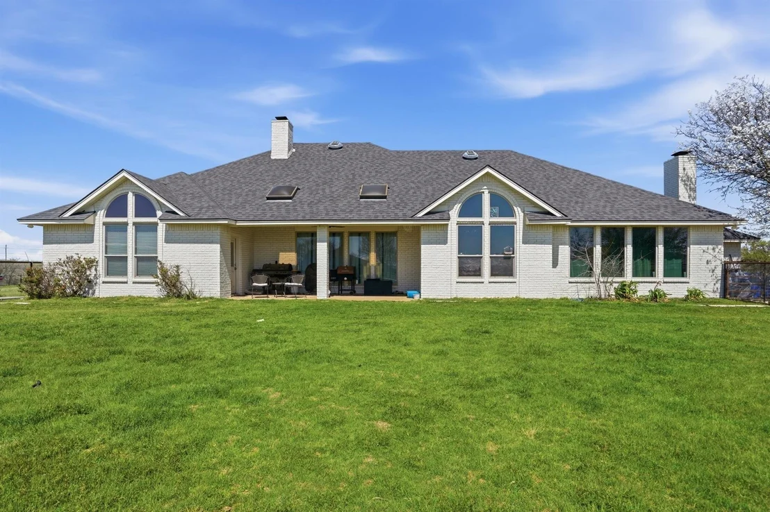 Photo of 333 Meadow Crest Road