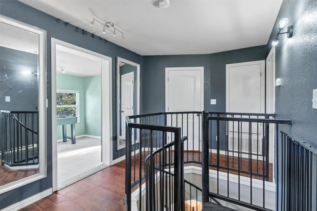 Photo of 560 Jay Street