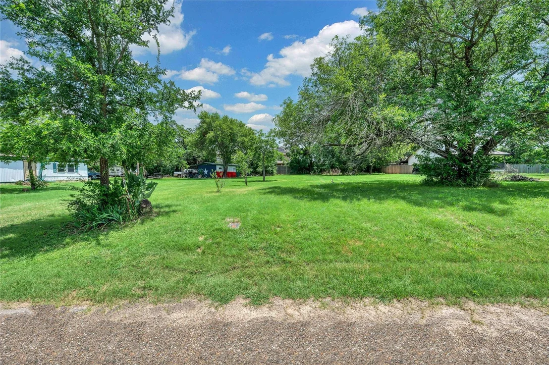 Photo of 538 River Park Road