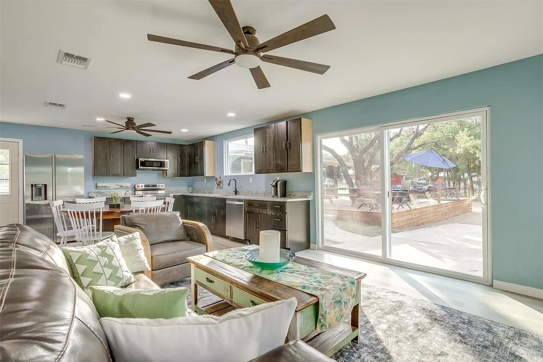 Photo of 520 Deer Trail