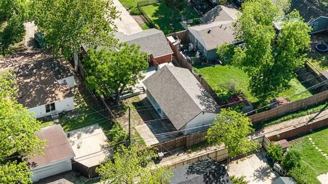 Photo of 2427 Centerville Road