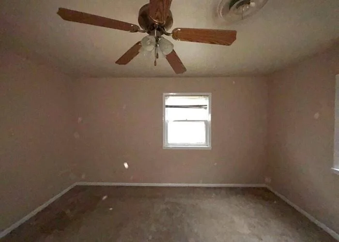 Photo of 2218 Joliet Street