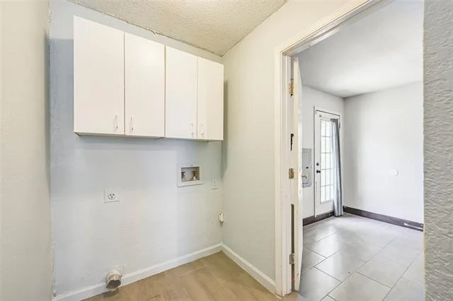Photo of 1417 Caplin Drive