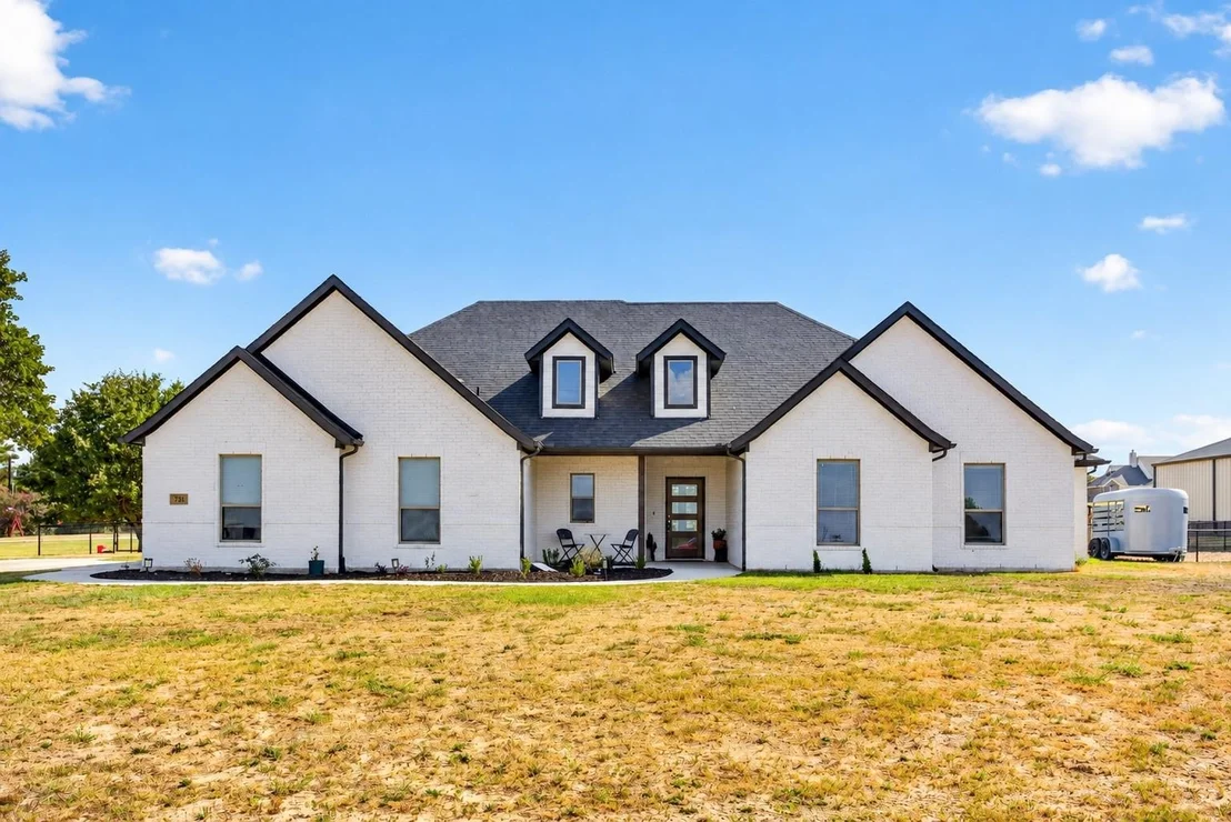 Photo of 731 County Road 4764