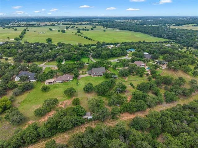 Photo of 290 Bolton Circle