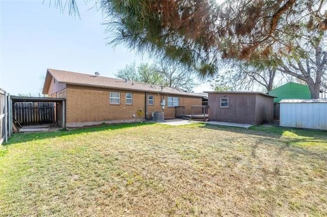 Photo of 5250 Burbank Drive