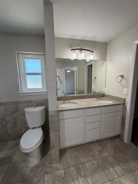 Photo of 650 Cactus Lane
