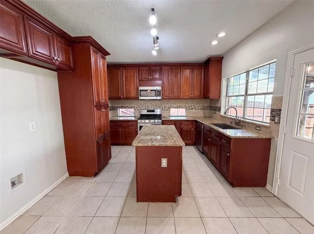 Photo of 317 Riverwalk Lane