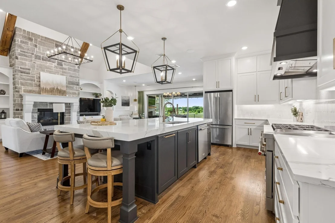 Photo of 3300 Crescent Lane