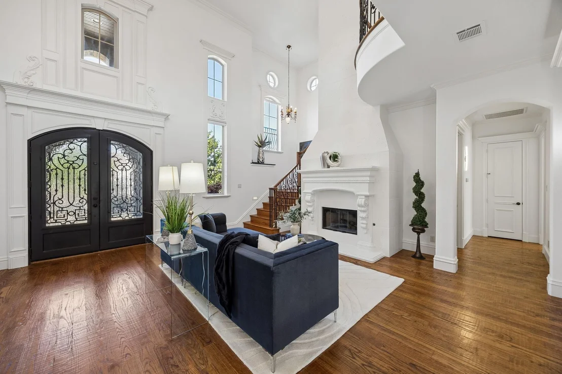 Photo of 1613 Buckingham Drive