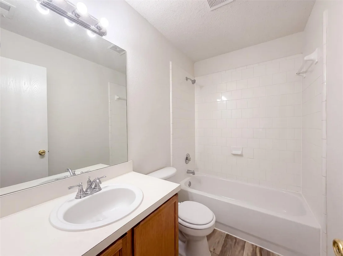 Photo of 4325 Falcon Drive