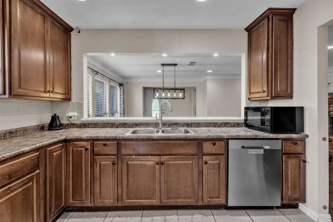 Photo of 3046 Westforest Drive