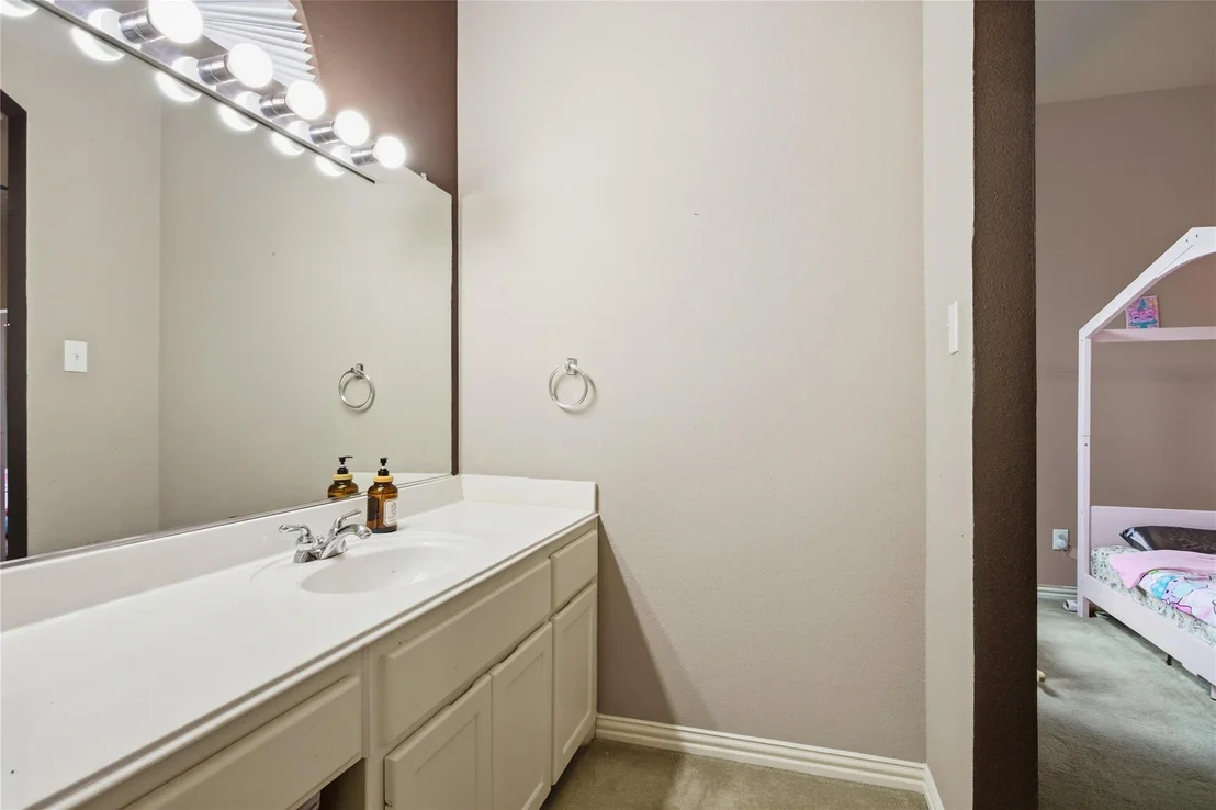 Photo of 9024 Bottlebrush Lane