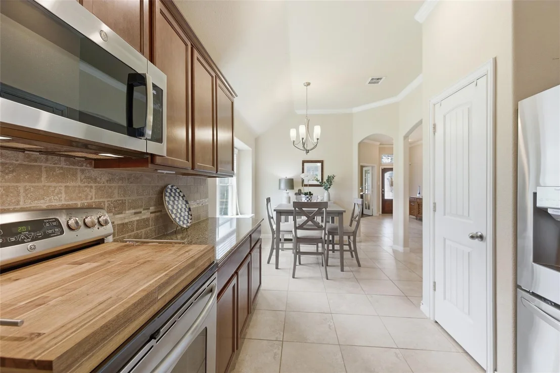 Photo of 800 Silverthorne Drive