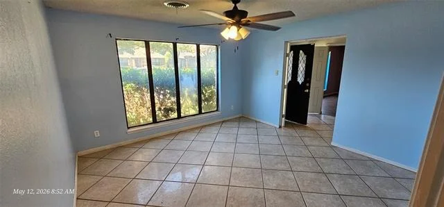 Photo of 2550 Meadow lake Drive
