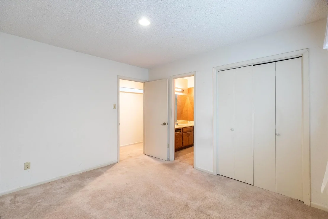 Photo of 3265 Woodhollow Circle