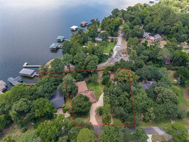 Photo of 17594 Carol Circle