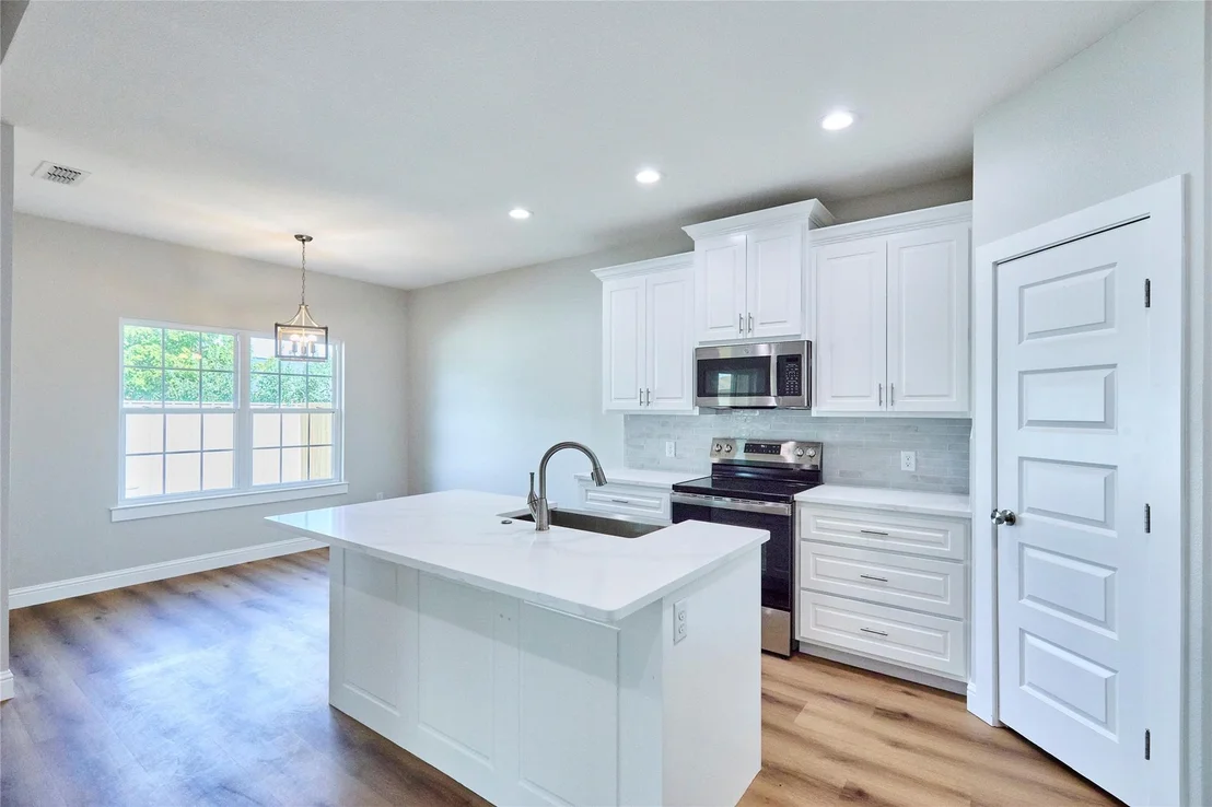 Photo of 3922 National Drive