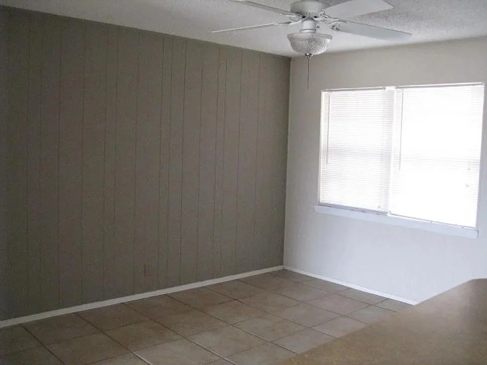 Photo of 4004 Vicky Street
