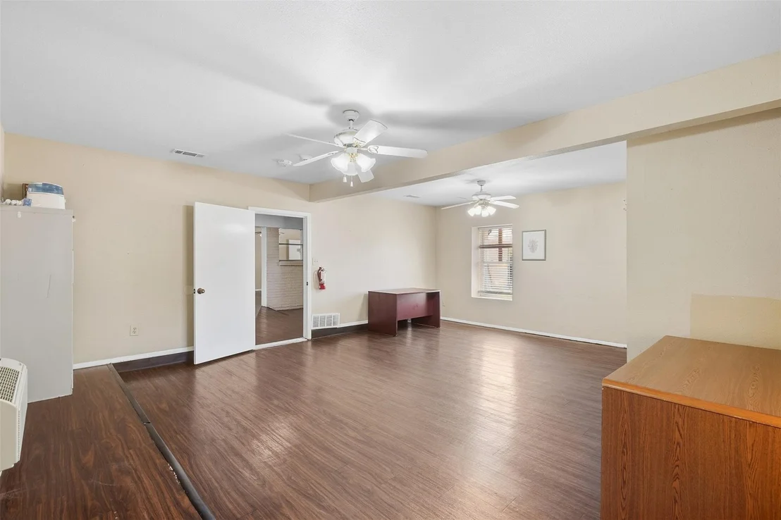 Photo of 5682 Worrell Drive