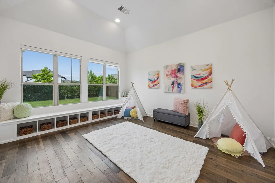 Photo of 741 Angelina Lane