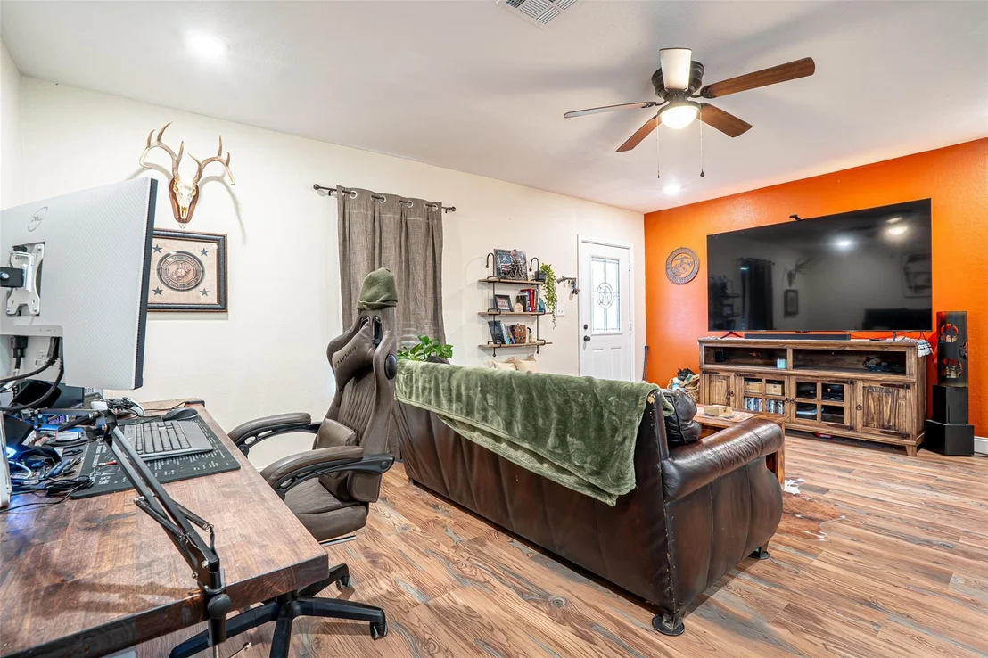 Photo of 166 Private Road 1404
