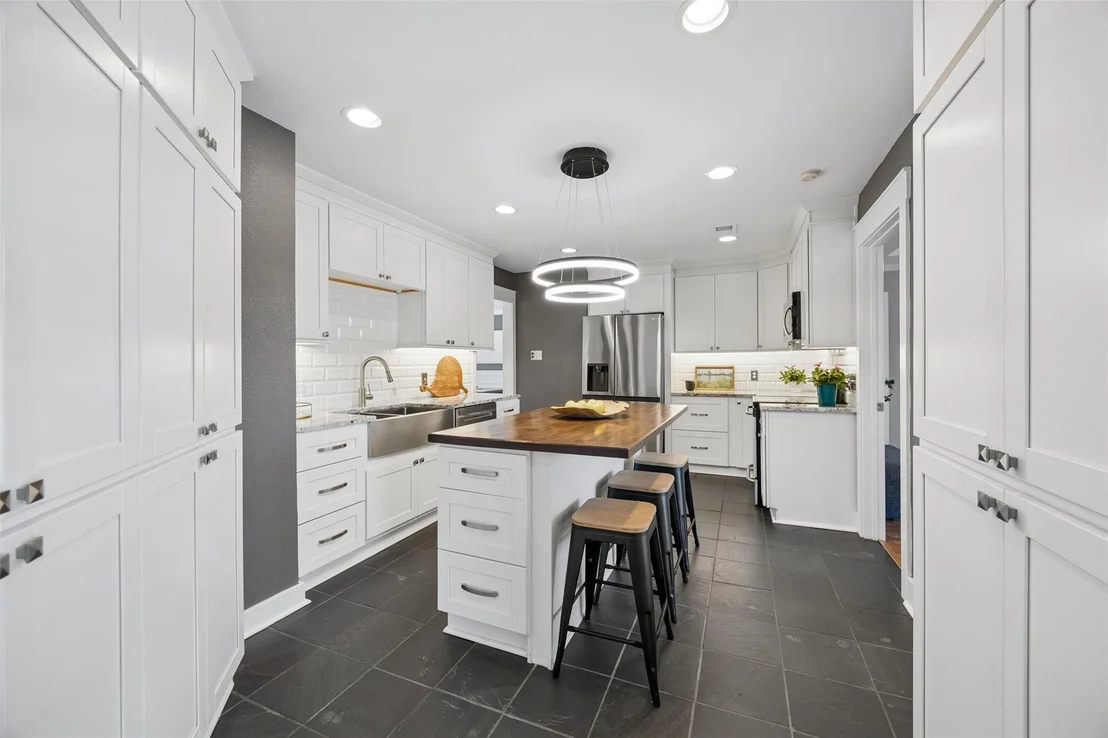 Photo of 2318 Dana Drive