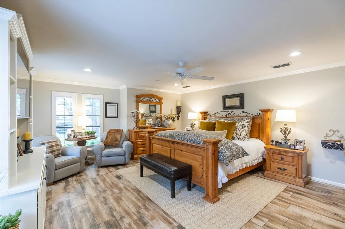Photo of 23 Lytle Place Drive