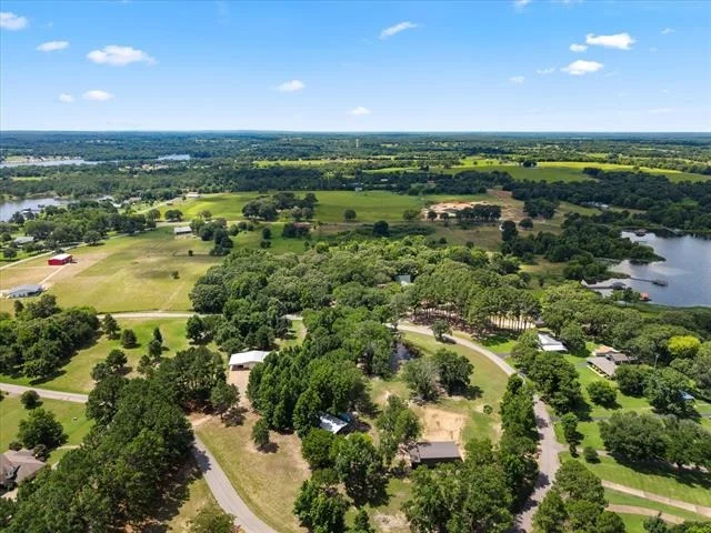 Photo of 2440 County Road 1570