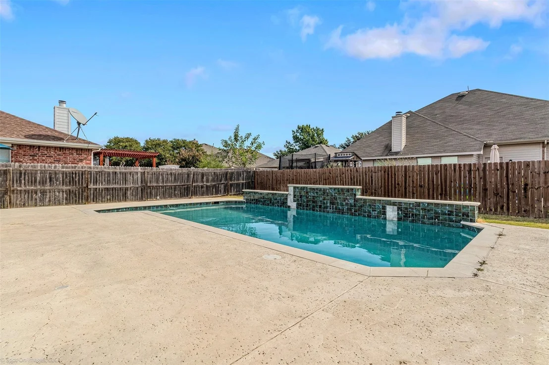 Photo of 503 Pinto Lane