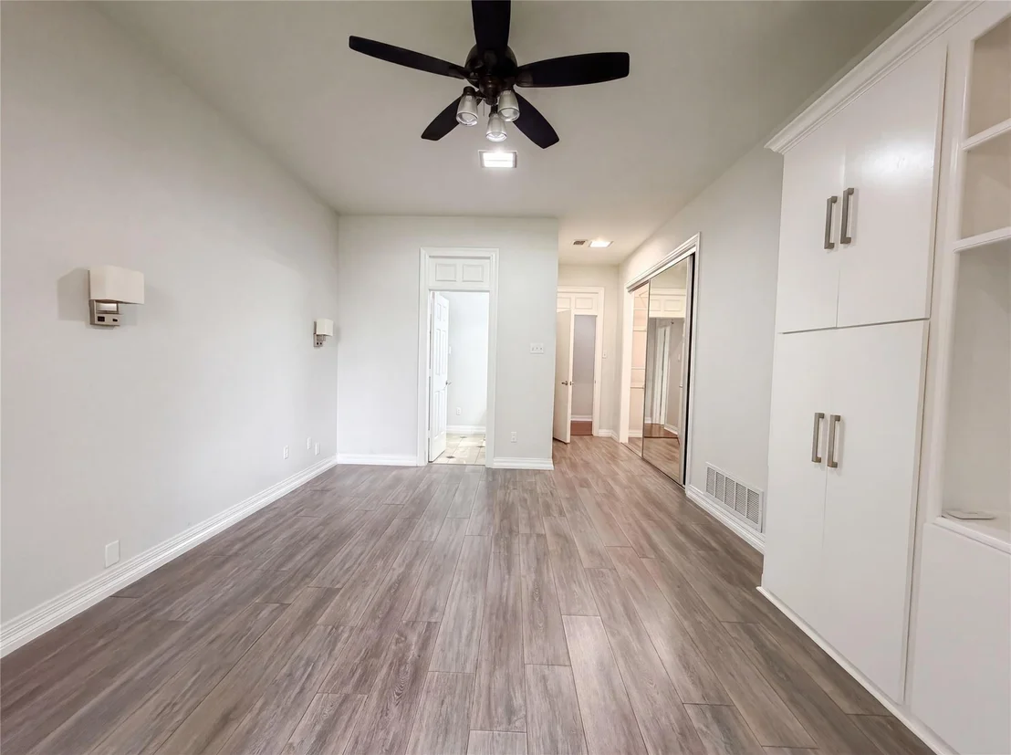 Photo of 2405 Castle Rock Road