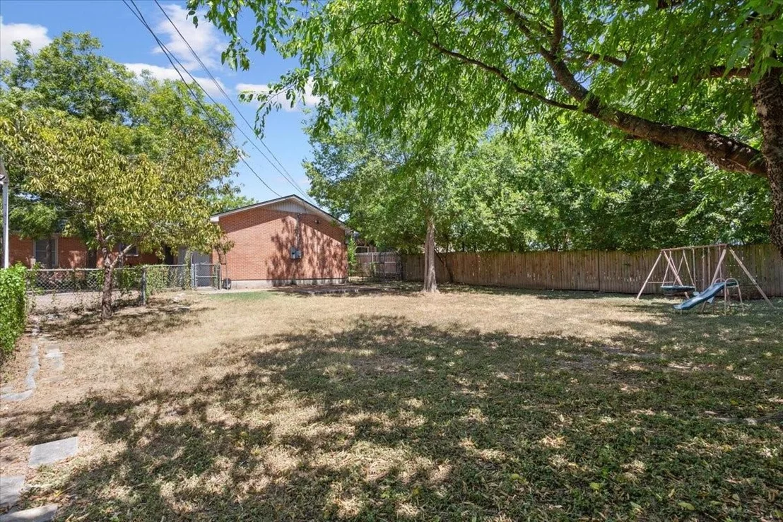 Photo of 1212 Guthrie Drive