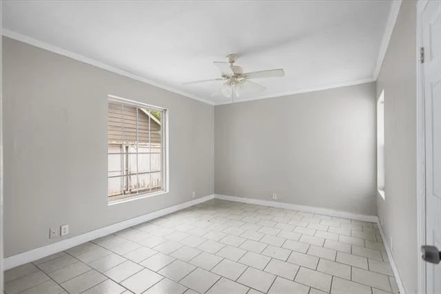 Photo of 917 W Shaw Street