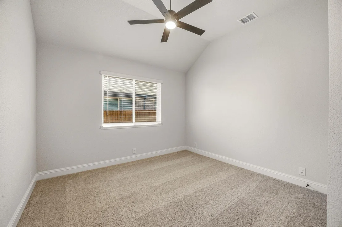 Photo of 800 Jaguar Ridge