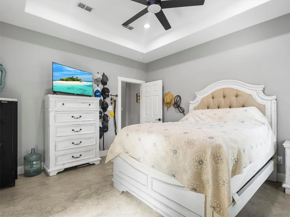 Photo of 1562 N Willow Oak Road