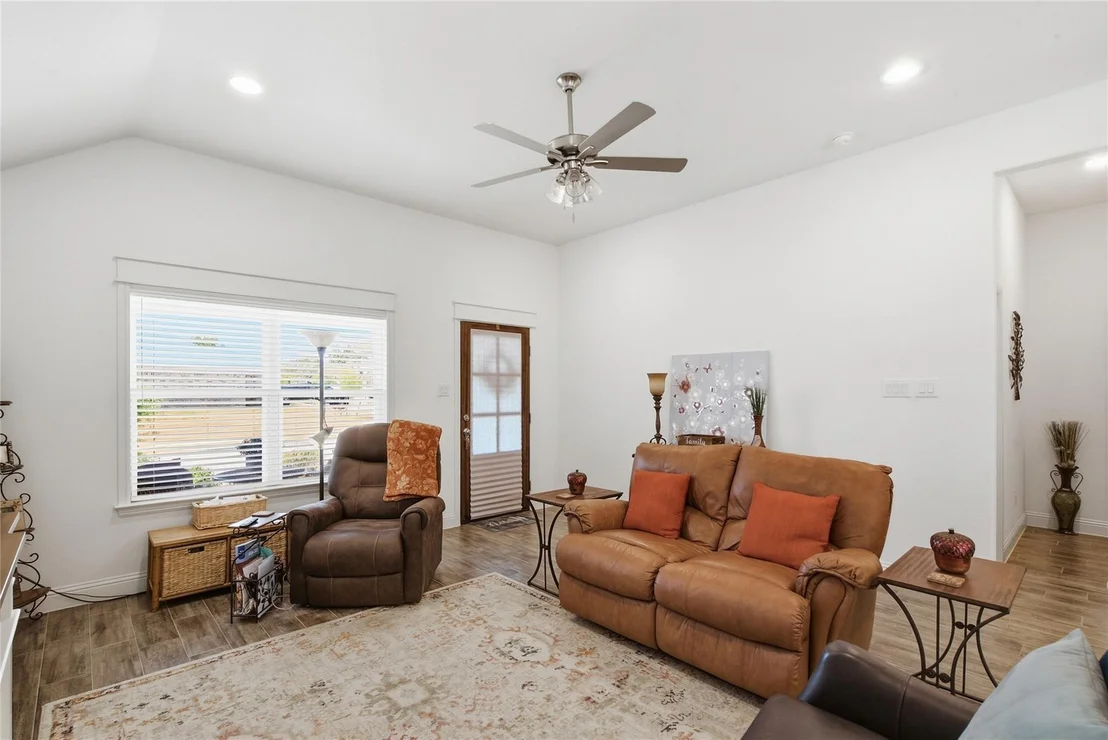Photo of 211 Clover Circle