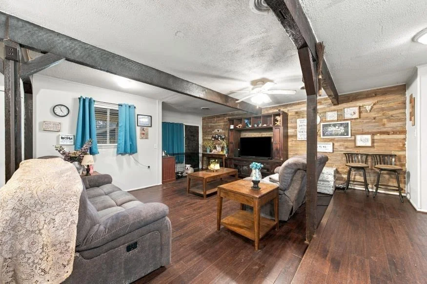 Photo of 1204 W 4th Street