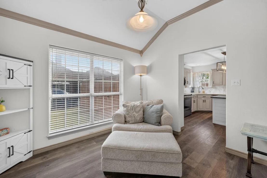 Photo of 5441 Wagon Wheel Avenue