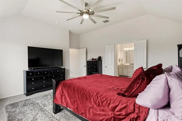 Photo of 908 Madeline Lane