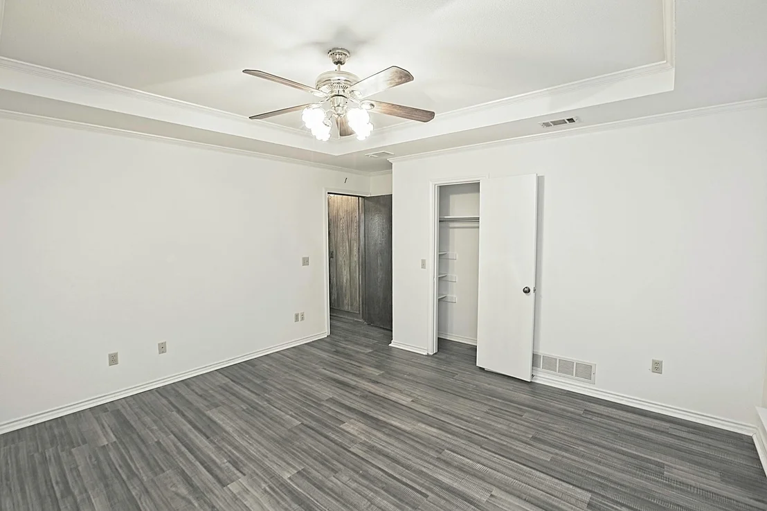 Photo of 1700 Huron Trail