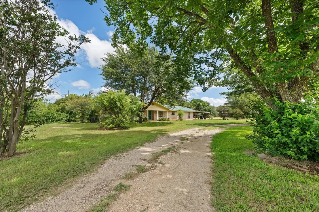 Photo of 440 Williams Road