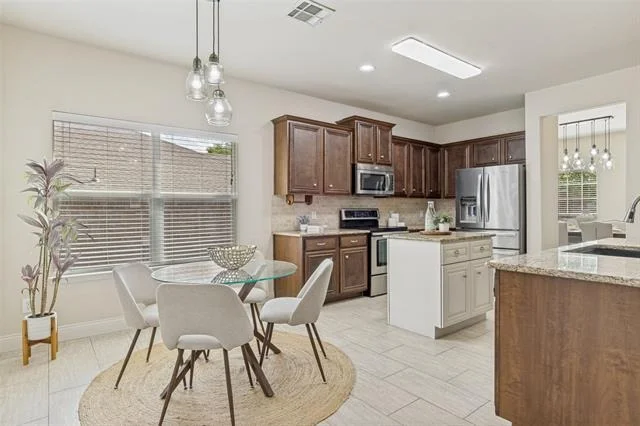 Photo of 1136 Hidden Lakes Way