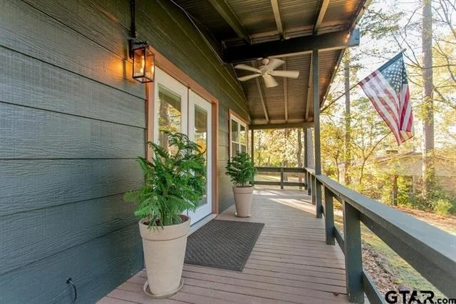 Photo of 212 Canyon Drive