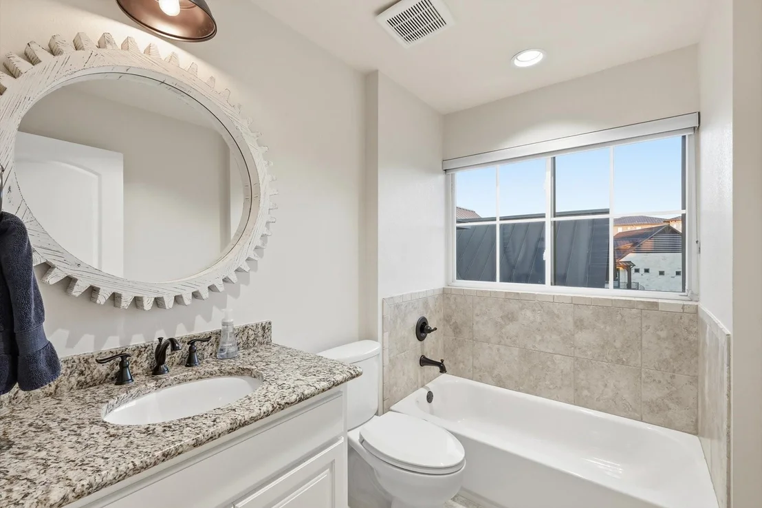 Photo of 7105 W Hells Gate Drive