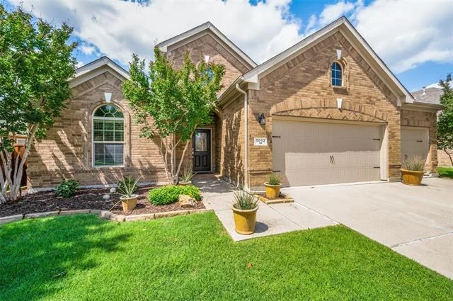 Photo of 5012 White Spruce Drive