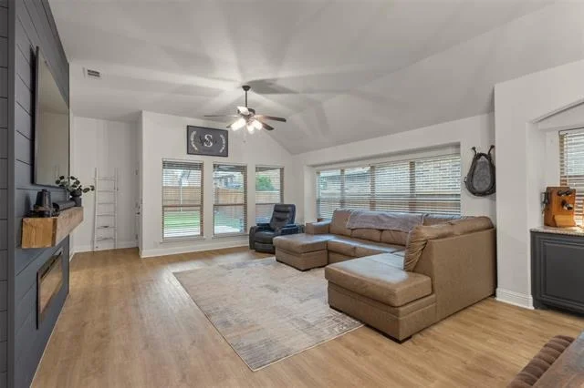 Photo of 925 Lighthouse Lane