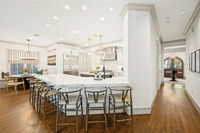 Photo of 5638 Greenbrier Drive